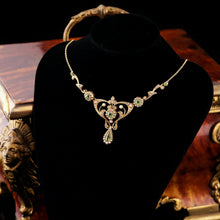 Load image into Gallery viewer, Antique 15ct Gold Peridot & Pearl Lavalier Necklace - Art Nouveau c.1900s