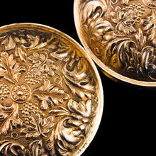 Load image into Gallery viewer, Rare Antique Georgian Spherical/Circular Silver Gilt Snuff Box with Acanthus & Vine Decorations - John Bettridge 1823