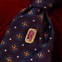 Load image into Gallery viewer, Antique Georgian 15ct Gold Amethyst Stick Pin/Tie Pin/Brooch - c.1810