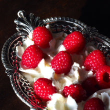 Load image into Gallery viewer, Antique Georgian Solid Silver Snuffer Tray with Exquisite Decorations - William Pitts 1815