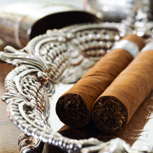 Load image into Gallery viewer, Antique Georgian Solid Silver Snuffer Tray with Exquisite Decorations - William Pitts 1815