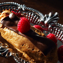 Load image into Gallery viewer, Antique Georgian Solid Silver Snuffer Tray with Exquisite Decorations - William Pitts 1815