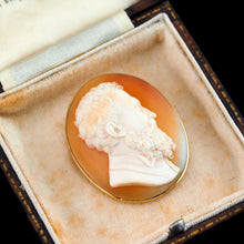Load image into Gallery viewer, Antique Victorian Cameo Brooch 14ct Gold with Portrait of a Gentleman - c.1890