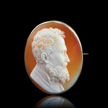 Load image into Gallery viewer, Antique Victorian Cameo Brooch 14ct Gold with Portrait of a Gentleman - c.1890