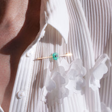 Load image into Gallery viewer, A Spectacular Chalcedony & Diamond 15ct Gold Brooch with Translucent Flower Design - 20th C.