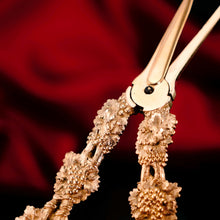 Load image into Gallery viewer, Antique Georgian Solid Silver Gilt Grape Shears/Scissors with Magnificent Vines - London 1830