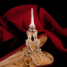 Load image into Gallery viewer, Antique Georgian Solid Silver Gilt Grape Shears/Scissors with Magnificent Vines - London 1830