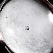 Load image into Gallery viewer, Antique Georgian Silver Tobacco Box / Snuff Box with Coat of Arms - James Phipps I c.1770s