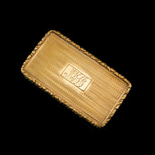 Load image into Gallery viewer, Antique Georgian Silver Gilt Snuff Box Battle Scene Top - John Bettridge 1829