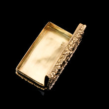 Load image into Gallery viewer, Antique Georgian Silver Gilt Snuff Box Battle Scene Top - John Bettridge 1829