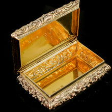 Load image into Gallery viewer, Antique Silver Gilt Table Snuff Box - Yapp & Woodward 1847