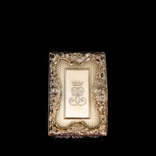 Load image into Gallery viewer, Antique Silver Gilt Table Snuff Box - Yapp & Woodward 1847