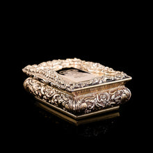 Load image into Gallery viewer, Antique Silver Gilt Table Snuff Box - Yapp & Woodward 1847