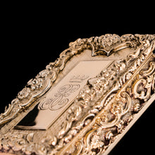 Load image into Gallery viewer, Antique Silver Gilt Table Snuff Box - Yapp & Woodward 1847