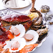 Load image into Gallery viewer, A Spectacular & Huge Antique Victorian Solid Silver Shell Basin Dish / Bowl (40cm+) - Hunt & Roskell, London 1846