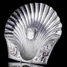 Load image into Gallery viewer, A Spectacular & Huge Antique Victorian Solid Silver Shell Basin Dish / Bowl (40cm+) - Hunt & Roskell, London 1846