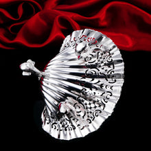 Load image into Gallery viewer, Antique Solid Silver Rococo Shell Dish in the Manner of Paul de Lamerie - 1908