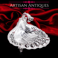 Load image into Gallery viewer, Antique Solid Silver Rococo Shell Dish in the Manner of Paul de Lamerie - 1908