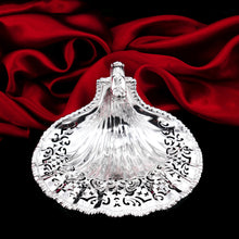 Load image into Gallery viewer, Antique Solid Silver Rococo Shell Dish in the Manner of Paul de Lamerie - 1908