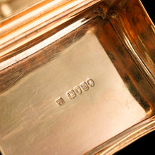 Load image into Gallery viewer, Antique Solid Silver Victorian Gilt Table Snuff Box with Original Fitted Box - Charles Rawlings & William Summers 1854