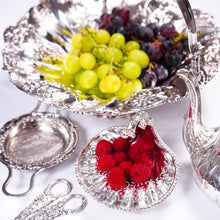 Load image into Gallery viewer, A Magnificent Large Georgian Solid Silver Basket with Floral Motifs (1kg+) - Joseph & John Angell 1835