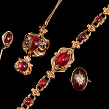 Load image into Gallery viewer, Antique Victorian 18ct Gold Garnet Cabochon Flower Bracelet - c.1840