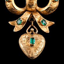 Load image into Gallery viewer, Antique Victorian Emerald 18ct Gold Bow Heart Pendant Necklace - c.1880
