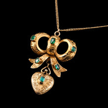 Load image into Gallery viewer, Antique Victorian Emerald 18ct Gold Bow Heart Pendant Necklace - c.1880