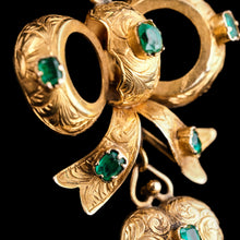 Load image into Gallery viewer, Antique Victorian Emerald 18ct Gold Bow Heart Pendant Necklace - c.1880