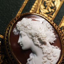 Load image into Gallery viewer, Antique Victorian 18ct Gold Shell Cameo Brooch with Figural Maenad/Bacchante - c.1860