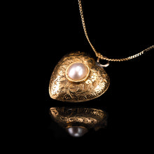 Load image into Gallery viewer, Antique Victorian 18ct Gold Heart Shaped Charm Pendant with Pearl - c.1890