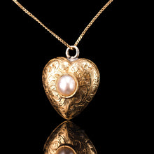 Load image into Gallery viewer, Antique Victorian 18ct Gold Heart Shaped Charm Pendant with Pearl - c.1890