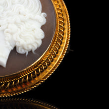 Load image into Gallery viewer, Antique Victorian Cameo 18ct Gold Brooch/Pendant Necklace - c.1880