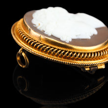 Load image into Gallery viewer, Antique Victorian Cameo 18ct Gold Brooch/Pendant Necklace - c.1880