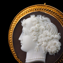Load image into Gallery viewer, Antique Victorian Cameo 18ct Gold Brooch/Pendant Necklace - c.1880