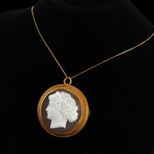 Load image into Gallery viewer, Antique Victorian Cameo 18ct Gold Brooch/Pendant Necklace - c.1880