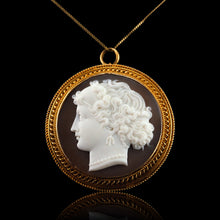 Load image into Gallery viewer, Antique Victorian Cameo 18ct Gold Brooch/Pendant Necklace - c.1880