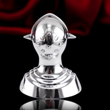 Load image into Gallery viewer, Antique Victorian Solid Silver Salt/Pepperette "Knight's Head" Figural Novelty Design - George Unite 1895