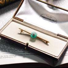 Load image into Gallery viewer, A Spectacular Chalcedony & Diamond 15ct Gold Brooch with Translucent Flower Design - 20th C.