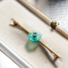 Load image into Gallery viewer, A Spectacular Chalcedony & Diamond 15ct Gold Brooch with Translucent Flower Design - 20th C.
