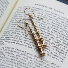 Load image into Gallery viewer, Antique Bamboo Design Earrings 9K Gold - c.1920