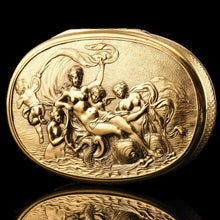 Load image into Gallery viewer, Antique Georgian Silver Gilt Snuff Box Scene of Venus - London 1810
