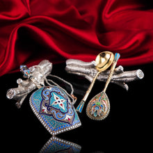 Load image into Gallery viewer, Antique Imperial Russian Solid Silver Caddy Spoon Cloisonne Enamel - Gustav Klingert 1891