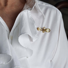 Load image into Gallery viewer, Antique Citrine Brooch 12K Gold Quatrefoil Style Design - 19th c.