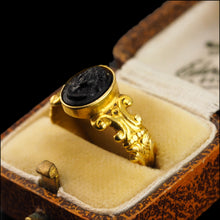 Load image into Gallery viewer, Antique Georgian/Victorian Cameo Ring Roman Style 18ct Gold - Early 19th Century
