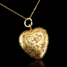 Load image into Gallery viewer, Antique Victorian 18K Gold Puffy Heart Necklace Pendant Locket - c.1890