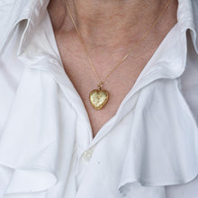 Load image into Gallery viewer, Antique Victorian 18K Gold Puffy Heart Necklace Pendant Locket - c.1890