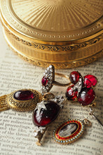 Load image into Gallery viewer, Antique Victorian Garnet Cabochon & Diamond Brooch/Pendant 14K Gold - c.1880