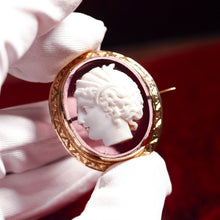 Load image into Gallery viewer, Antique 9ct Gold Purple Glass Figurehead Cameo - c.1910