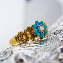 Load image into Gallery viewer, Vintage 18K Gold Turquoise & Diamond Cluster Ring